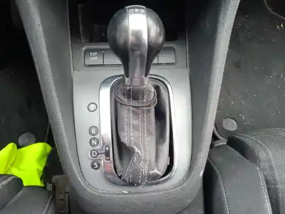 Veicolo di demolizione volkswagen golf vi (5k1) 2.0 tdi dell'anno 2009 alimentato cbb