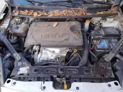 Veículo de Sucata fiat bravo ii (198_) 1.6 d multijet (198axh1b) do ano 2010 alimentado 198a3000