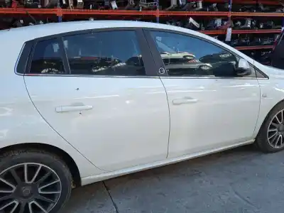 Veículo de Sucata fiat bravo ii (198_) 1.6 d multijet (198axh1b) do ano 2010 alimentado 198a3000