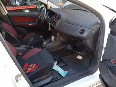 Veículo de Sucata fiat bravo ii (198_) 1.6 d multijet (198axh1b) do ano 2010 alimentado 198a3000