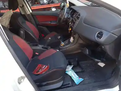 Veículo de Sucata fiat bravo ii (198_) 1.6 d multijet (198axh1b) do ano 2010 alimentado 198a3000