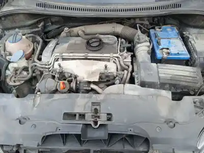 Veículo de Sucata seat altea (5p1) 2.0 tdi 16v do ano 2005 alimentado bkd