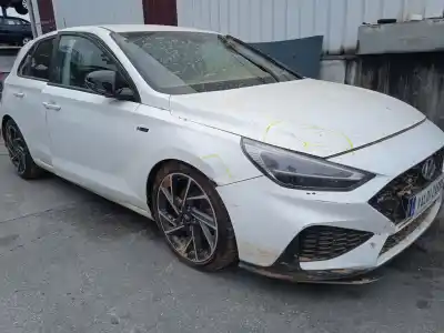 Veículo de Sucata hyundai i30 (pde, pd, pden) 1.5 t-gdi hybrid 48v do ano 2021 alimentado g4lk
