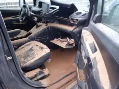 Veículo de Sucata peugeot rifter 1.5 bluehdi 130 do ano 2019 alimentado yhz