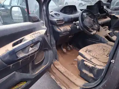 Veículo de Sucata peugeot rifter 1.5 bluehdi 130 do ano 2019 alimentado yhz