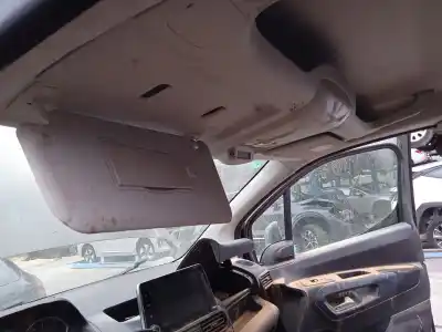 Veículo de Sucata peugeot rifter 1.5 bluehdi 130 do ano 2019 alimentado yhz