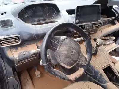 Veículo de Sucata peugeot rifter 1.5 bluehdi 130 do ano 2019 alimentado yhz