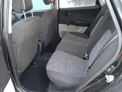 Veículo de Sucata kia cee'd fastback (ed) 1.6 crdi 90 do ano 2009 alimentado d4fb