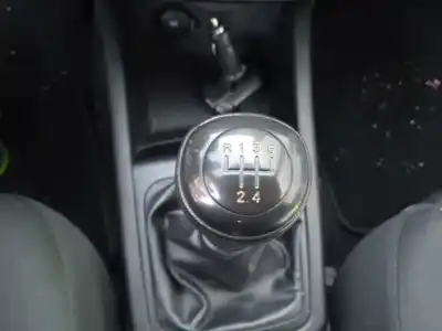 Veículo de Sucata kia cee'd fastback (ed) 1.6 crdi 90 do ano 2009 alimentado d4fb