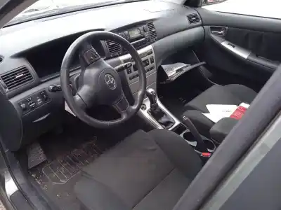 Vehicul casat toyota corolla (_e12_) 1.4 d (nde120_) al anului 2005 alimentat 1nd