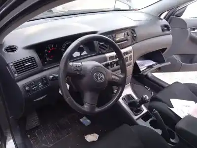 Vehicul casat toyota corolla (_e12_) 1.4 d (nde120_) al anului 2005 alimentat 1nd