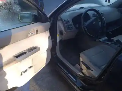 Sloopvoertuig volvo v50 (545) 2.0 d van het jaar 2005 aangedreven d4204t