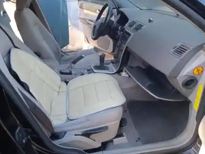 Sloopvoertuig volvo v50 (545) 2.0 d van het jaar 2005 aangedreven d4204t