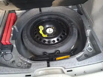 Sloopvoertuig volvo v50 (545) 2.0 d van het jaar 2005 aangedreven d4204t