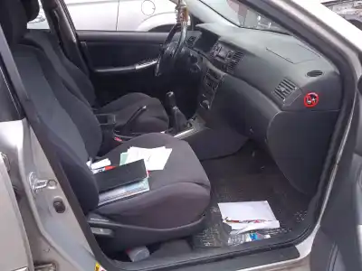 Veículo de Sucata toyota corolla (_e12_) 2.0 d-4d (cde120r_, cde120l_) do ano 2002 alimentado 1cd-ftv