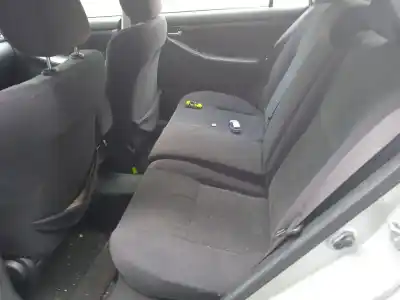 Veículo de Sucata toyota corolla (_e12_) 2.0 d-4d (cde120r_, cde120l_) do ano 2002 alimentado 1cd-ftv