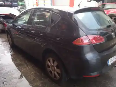 Veículo de Sucata toyota corolla (_e12_) 2.0 d-4d (cde120r_, cde120l_) do ano 2002 alimentado 1cd-ftv