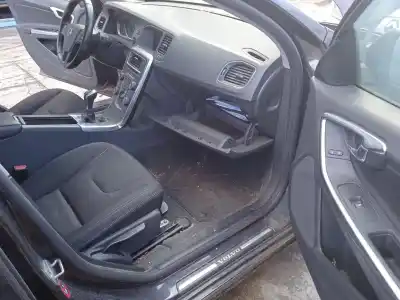 Scrapping Vehicle volvo s60 ii (134) d2 of the year 2015 powered d 4204 t20,d 4204 t8 Scrapping Vehicle volvo s60 ii (134) d2 of the year 2015 powered d 4204 t20,d 4204 t8