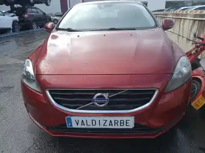 Veículo de Sucata volvo v40 fastback (525) d2 do ano 2013 alimentado d4162t