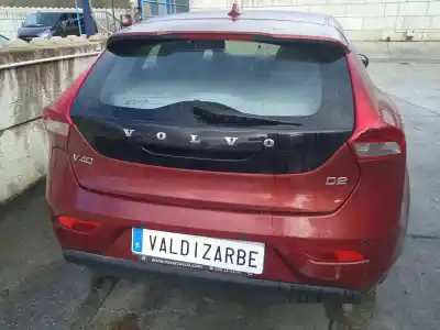 Veículo de Sucata volvo v40 fastback (525) d2 do ano 2013 alimentado d4162t