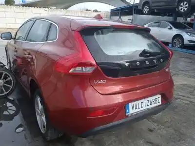 Veículo de Sucata volvo v40 fastback (525) d2 do ano 2013 alimentado d4162t