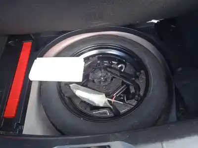 Veículo de Sucata volvo v40 fastback (525) d2 do ano 2013 alimentado d4162t