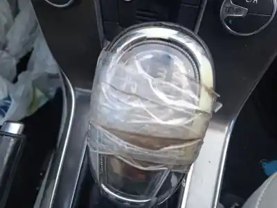 Veículo de Sucata volvo v40 fastback (525) d2 do ano 2013 alimentado d4162t