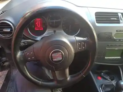 Veicolo di demolizione seat leon (1p1) 1.9 tdi dell'anno 2008 alimentato bls