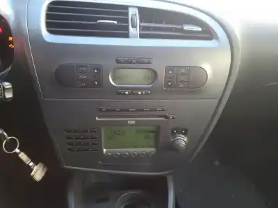 Veicolo di demolizione seat leon (1p1) 1.9 tdi dell'anno 2008 alimentato bls