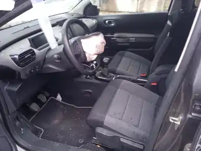 Здавання транспортного засобу citroen c4 cactus 1.2 thp 110 року 2019 потужний hnp (eb2adt)