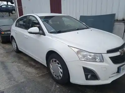 Sloopvoertuig CHEVROLET CRUZE FASTBACK (J305) 1.6 van het jaar 2013 aangedreven LDE