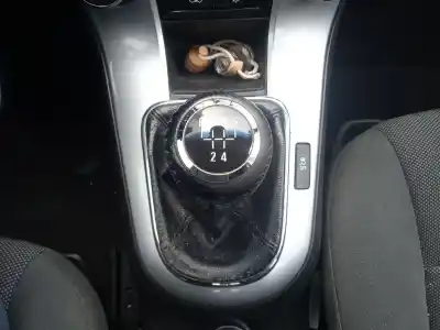 Sloopvoertuig chevrolet cruze fastback (j305) 1.6 van het jaar 2013 aangedreven lde