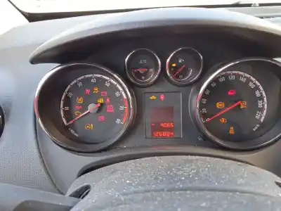 Veículo de Sucata opel meriva b monospace (s10) 1.4 (75) do ano 2012 alimentado a14xer