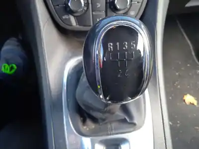 Veículo de Sucata opel meriva b monospace (s10) 1.4 (75) do ano 2012 alimentado a14xer