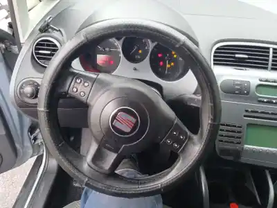 Veículo de Sucata seat altea (5p1) 1.9 tdi do ano 2006 alimentado bjb