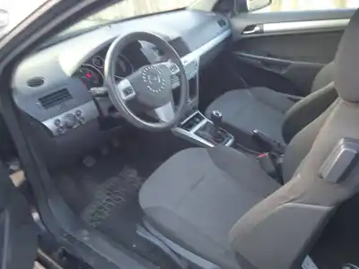 Scrapping Vehicle opel astra h gtc (a04) 1.7 cdti (l08) of the year 2010 powered z17dtr