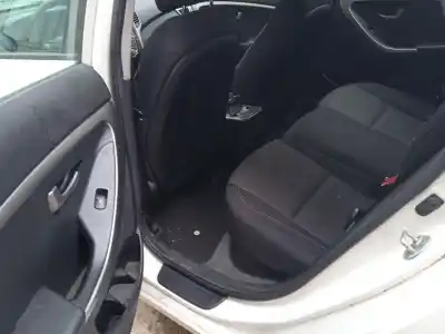 Veículo de Sucata hyundai i30 (gd) 1.4 crdi do ano 2015 alimentado d4fc