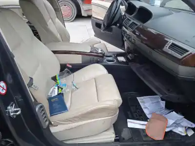 Scrapping Vehicle bmw 7 (e65, e66, e67) 740 d of the year 2004 powered 398d1