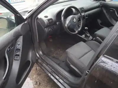 Scrapping Vehicle seat leon (1m1) 1.9 tdi of the year 2003 powered asv