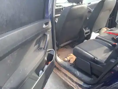 Sloopvoertuig volkswagen touran (5t1) 1.6 tdi van het jaar 2018 aangedreven dgda