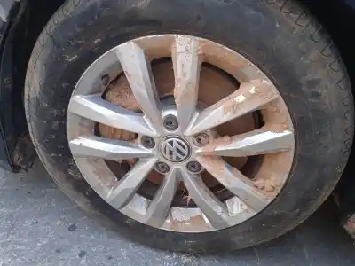 Sloopvoertuig volkswagen touran (5t1) 1.6 tdi van het jaar 2018 aangedreven dgda