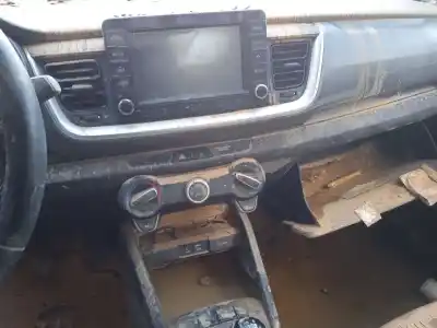 Scrapping Vehicle kia stonic (yb) 1.2 cvvt of the year 2018 powered g4la