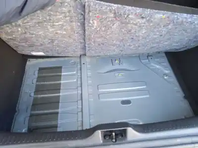 Veículo de Sucata renault clio iv (bh_) 0.9 tce 90 lpg do ano 2019 alimentado h4b410