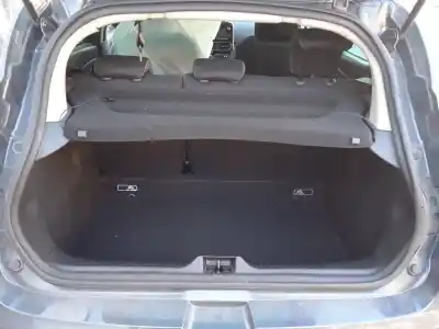 Veículo de Sucata renault clio iv (bh_) 0.9 tce 90 lpg do ano 2019 alimentado h4b410