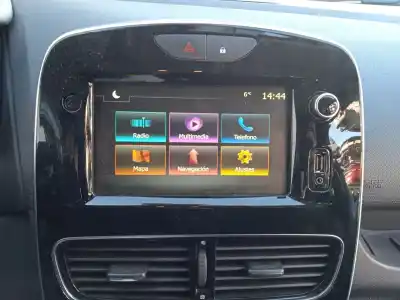 Veículo de Sucata renault clio iv (bh_) 0.9 tce 90 lpg do ano 2019 alimentado h4b410