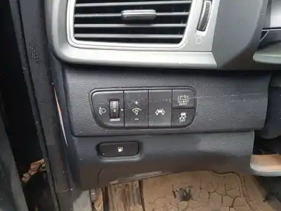 Scrapping Vehicle kia niro (de) 1.6 gdi hybrid of the year 2018 powered g4le