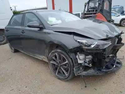 Veículo de Sucata HYUNDAI I30 (PDE, PD, PDEN) 1.5 do ano 2023 alimentado G4LG