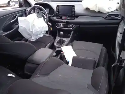 Veículo de Sucata hyundai i30 (pde, pd, pden) 1.5 do ano 2023 alimentado g4lg