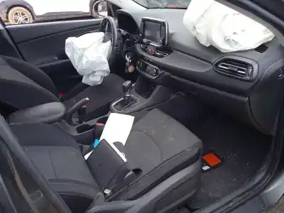 Veículo de Sucata hyundai i30 (pde, pd, pden) 1.5 do ano 2023 alimentado g4lg