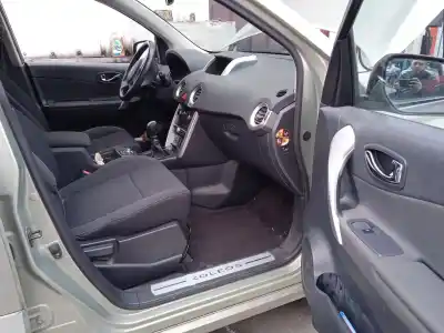 Veículo de Sucata renault koleos i (hy_) 2.0 dci 4x4 (hy0b) do ano 2008 alimentado m9r830